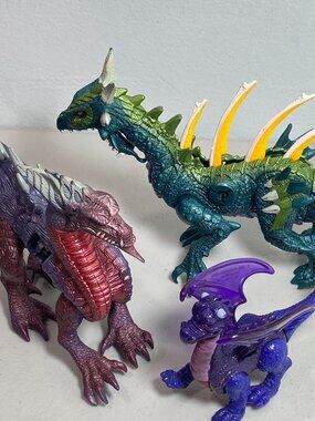 3 VNTG Dragons 1990s: Hasbro Dragonheart Razorthorn/Kenner Medusa/McD Purple